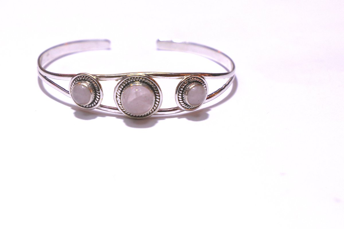 Rose Quartz eye armband