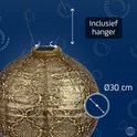 Gouden, ronde lampion met perforaties, 30 cm diameter. Inclusief hanger en zonnepaneel.