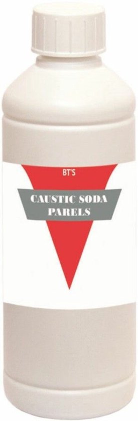Fles BT'S Caustic Soda Parels, wit met rood en grijs etiket.