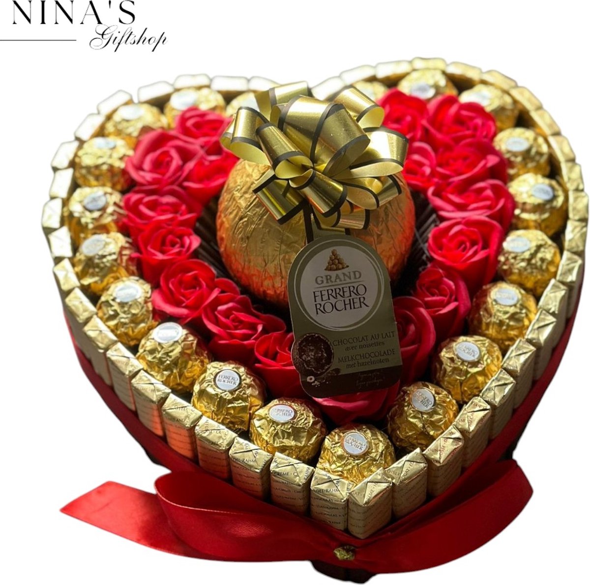 Nina's Giftshop XL Chocolade Hart Cadeau – Ferrero Rocher & Merci – Handgemaakt met Liefde – Luxe Cadeau met Satijnen Strik – Valentijn, Moederdag, Verjaardag Cadeau voor Haar