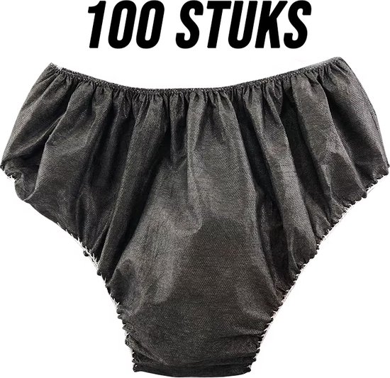 Moeder De Veranderende Luier Van Haar Baby Op Lijst Stock Afbeelding