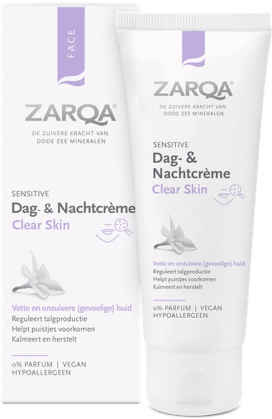 Verpakking en tube van Zarqa Dag- & Nachtcrème Clear Skin, met de tekst 'Sensitive', 'Vette en onzuivere (gevoelige) huid', '0% PARFUM' en 'HYPOALLERGEEN'.