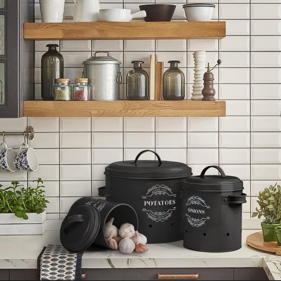 Aardappelen met ui en knoflook uit de oven | Jumbo