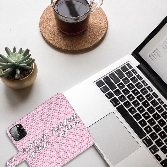 Étui Bookcase iPhone 13 Pro Max Fleurs Pink DTMP