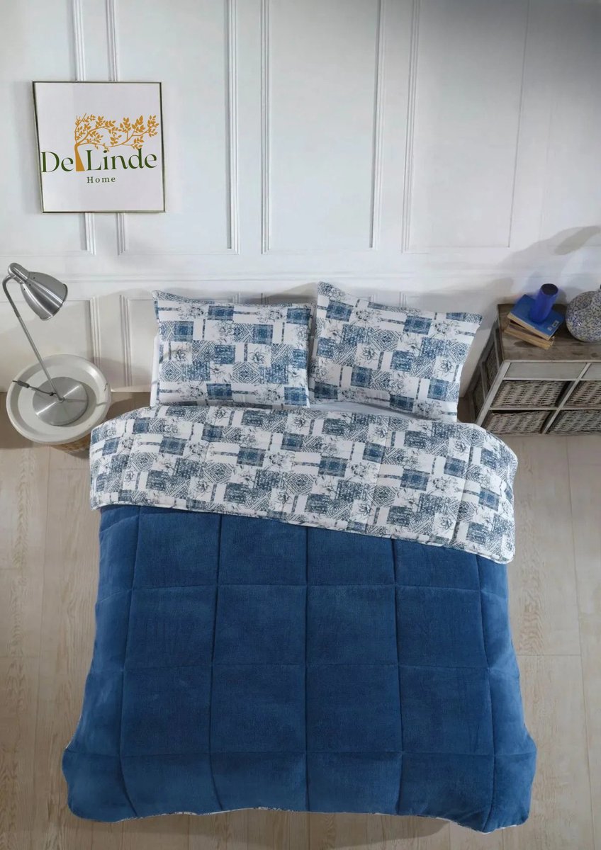 Dekbed zonder overtrek - Inclusief Kussenslopen - Delfts Blauw - ca. 200x200 cm - 2 in 1 Dekbed - Teddy - Zacht & Hypoallergeen - 4 Seizoenen - Dubbelzijdig - Wasbaar - Ultra Soft - De Linde Home