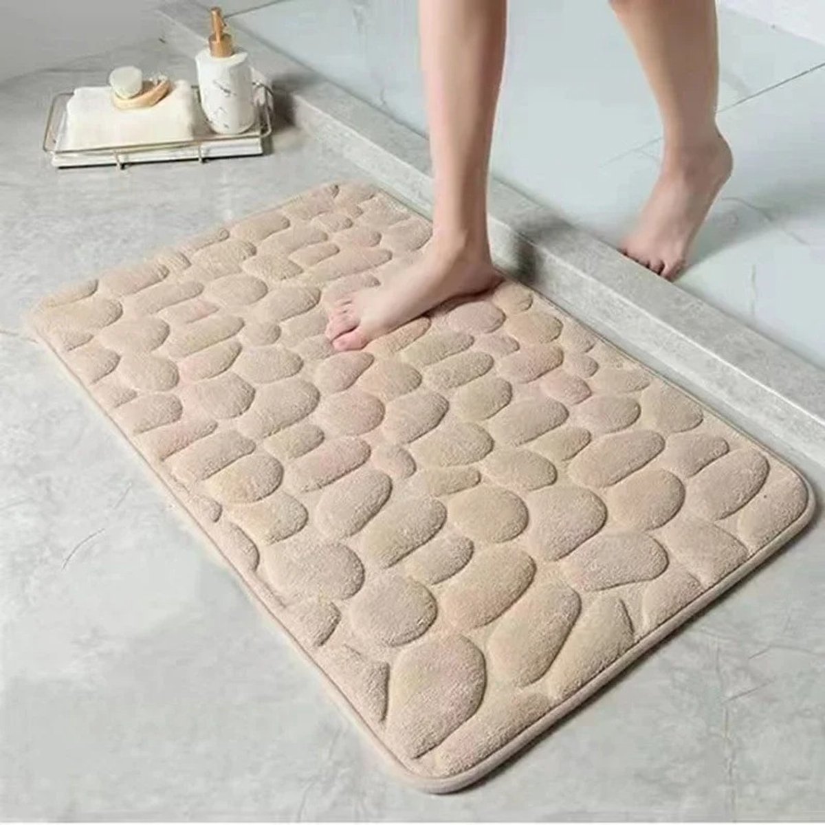 Antislip mat - Badkamer mat - 3D Antislip - Badmat - Vloermat - 3D - Deurmat - Machine wasbaar - Sneldrogend - Water opneembaar - Milieuvriendelijk - Badkamer - Woonkamer - Traag schuim - Comfortabel - Absorbeert water - Abrikoos