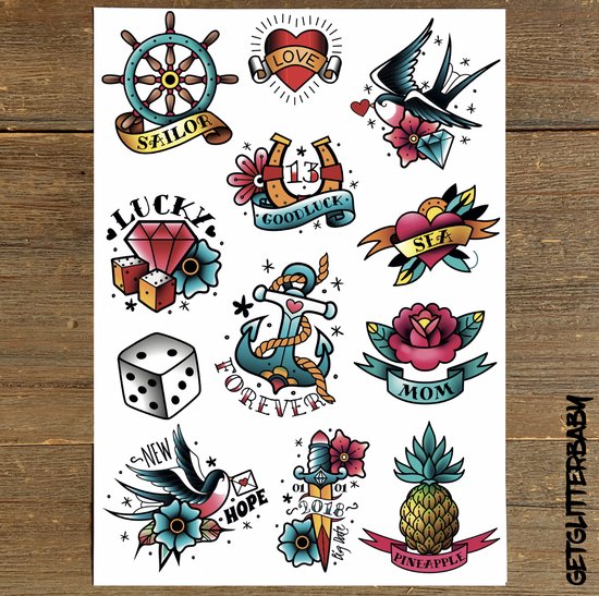 Sheet met diverse old skool tatoeages: anker, zwaan, hart, hoefijzer, dobbelstenen, diamanten, roos, ananas, dobbelsteen.