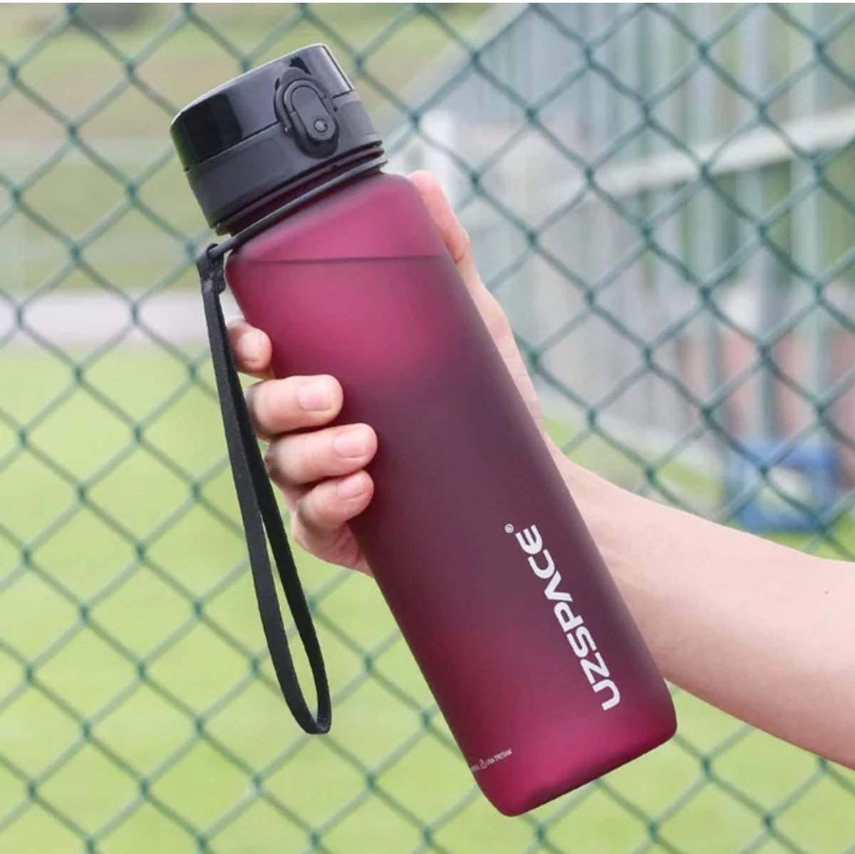 UZSPACE Waterfles - Drinkfles 500 ml – BPA-Vrije Tritan Waterfles – 100% Lekvrij – Herbruikbare Sportfles met 1-Klik Deksel – Voor School, Sport & Kantoor – Paars/Rood