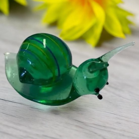 Glazen Slak Groen – Handgemaakt – 4 cm Hoog – Dieren Glas Collectie – Decoratiebeeldje