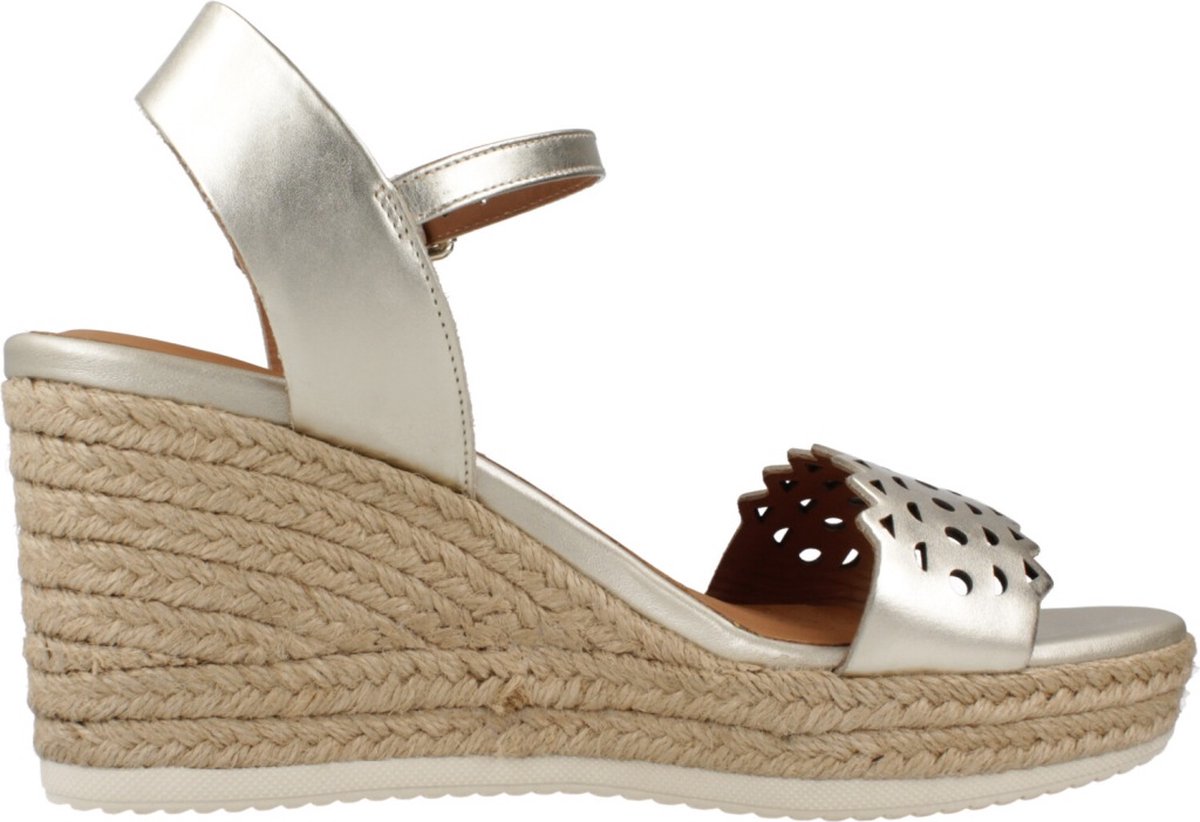 GEOX D PONZA Goud 37 EU