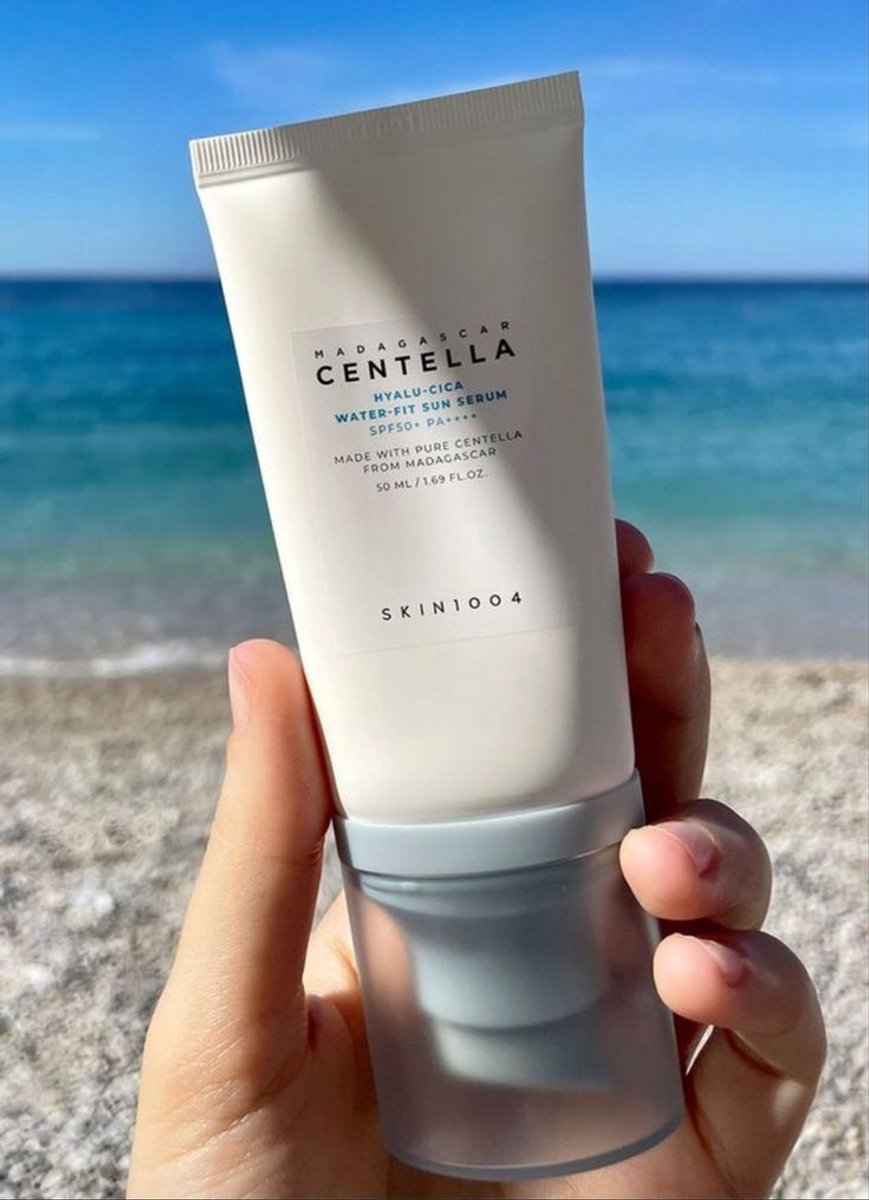 SKIN1004 Madagascar Centella Hyalu-Cica Water-Fit Sun Serum SPF 50+ PA++++ 50ml Zonnebrand - Korean Skincare — cadeau in Verzorging - foto 4