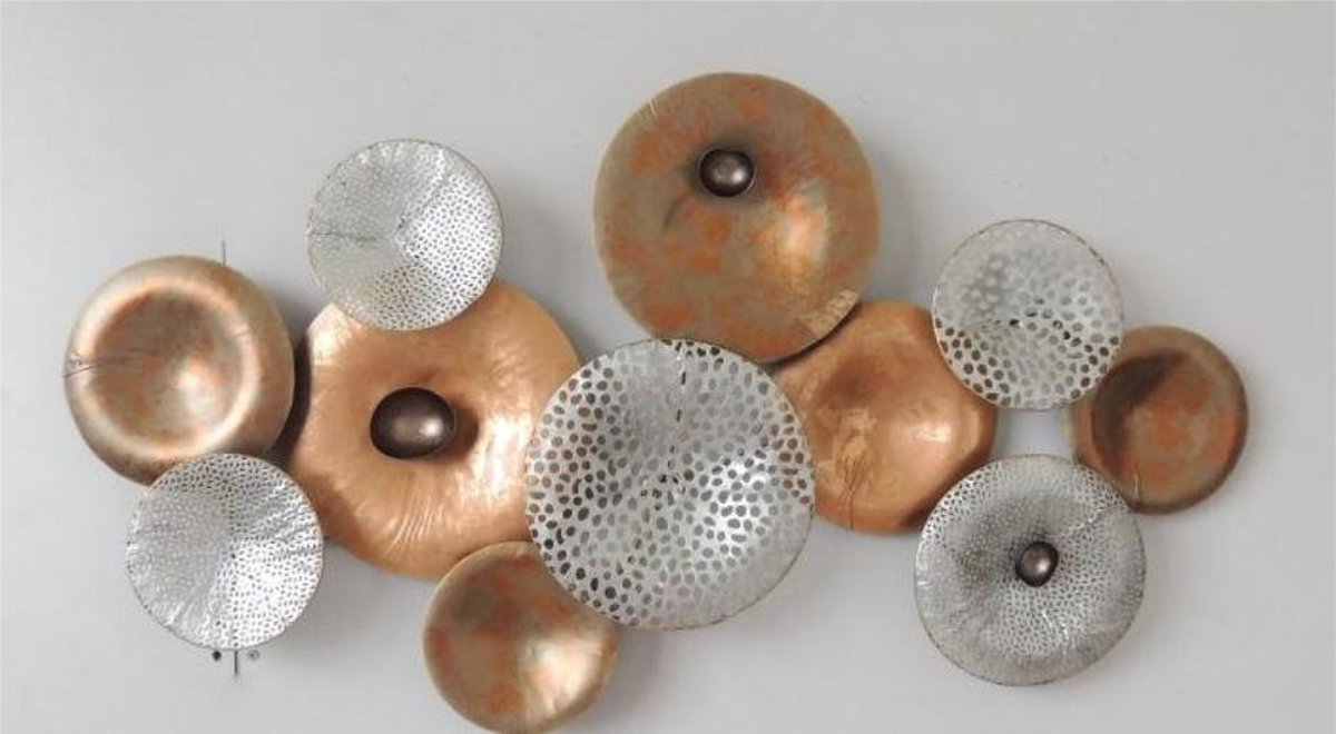 Metalen wanddecoratie - metaal - wanddeco - bronzen cirkels - 91x50 |