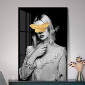 Canvas Schilderij * Gouden Vlinder Meisje 1 * - Kunst aan je Muur - Modern - zwartwit en goud - 50 x 75 cm