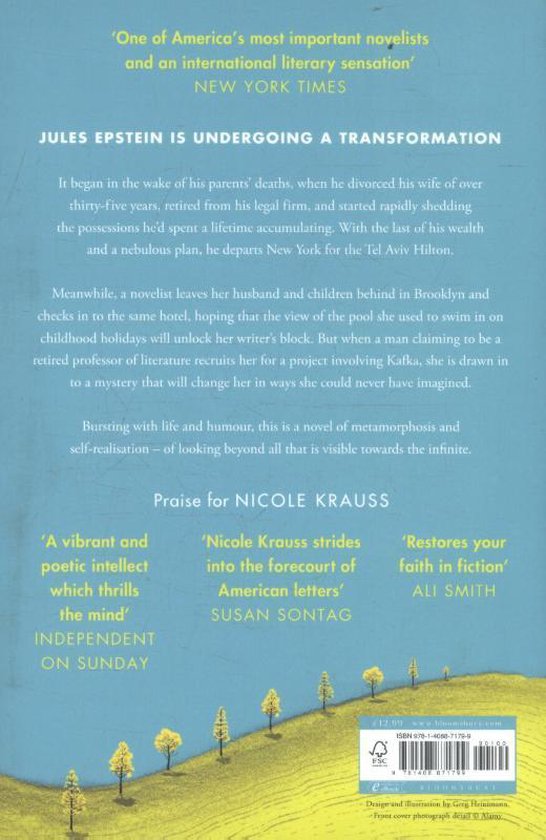 Achterkant van 'Forest Dark' van Nicole Krauss. Een boek met een blauwe lucht en gele bomen.