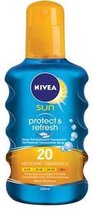 Nivea Sun Invisible Protection Spray SPF 20