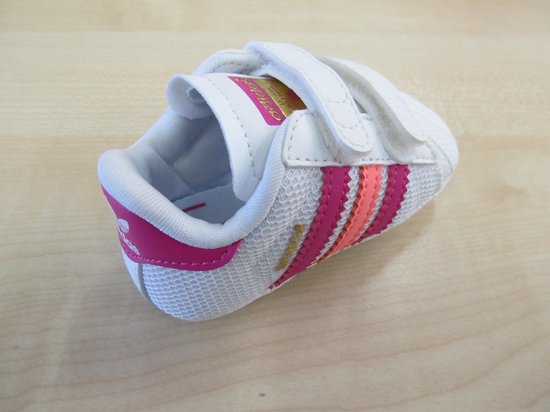 Hoe vallen Adidas Superstar? Zo koop je de juiste maat