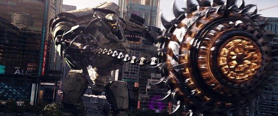 Twee Jaegers vechten in een stad. De linker Jaeger gebruikt een kettingwapen, de rechter heeft een groot rad.