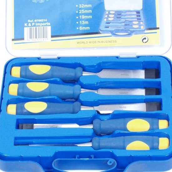 Gereedschapskoffer met vijf beitels met blauwe en gele handvatten. Maten: 6mm, 13mm, 19mm, 25mm, 32mm.