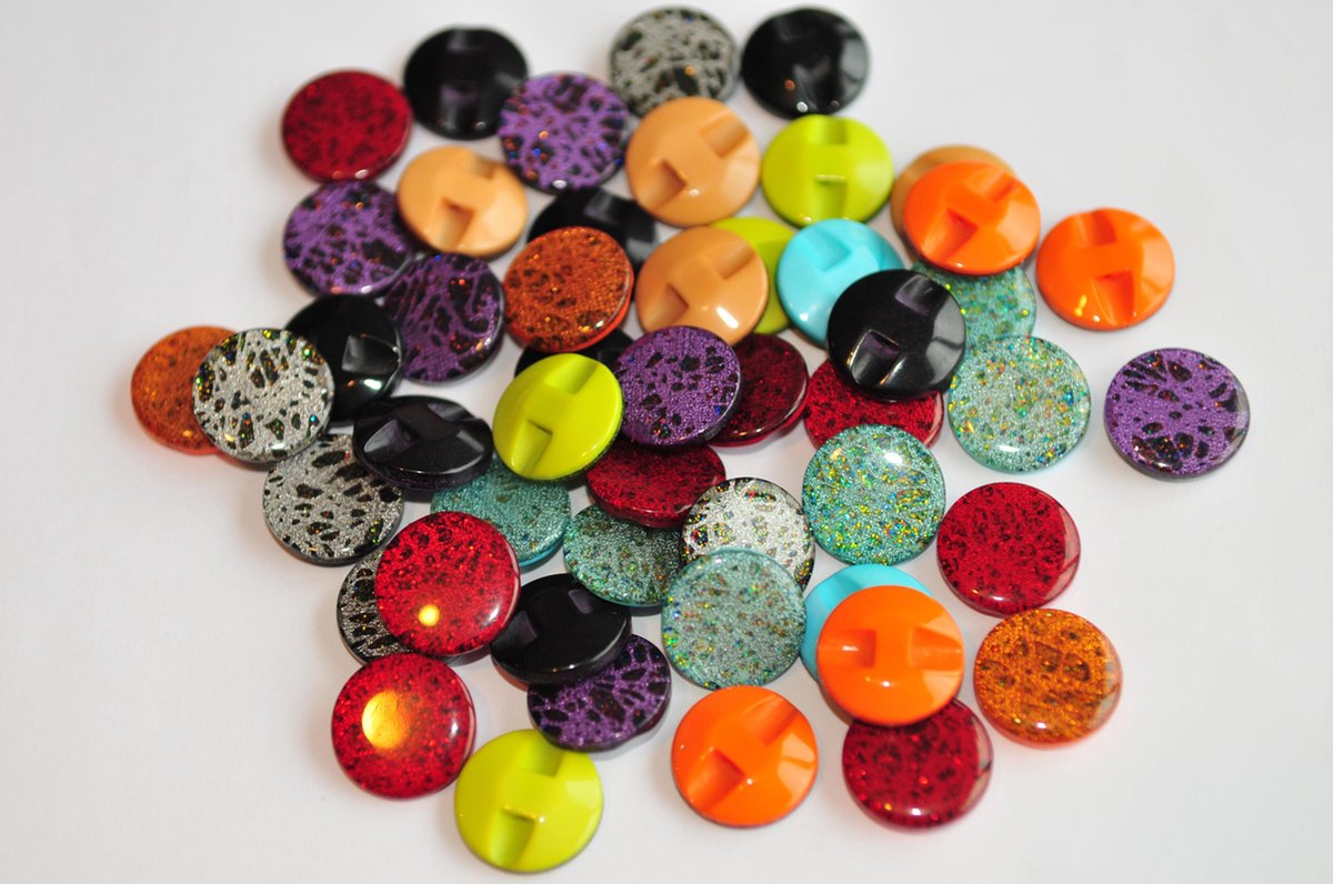 Boutons en bois, D: 12-20 mm, couleurs assorties, 2-4 trous, 360