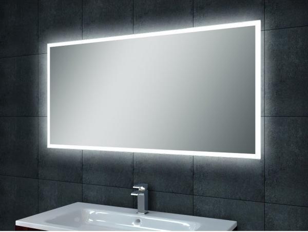 Miroir de salle de bain Quatro LED - 120x60 cm | bol.com
