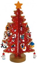 Houten kerstboom rood met diverse leuke hangers