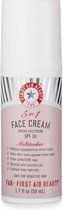 First Aid Beauty - 5 in 1 Face Cream SPF30 - 50 ml