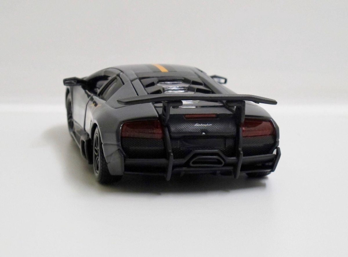 Modèle Miniature Lamborghini Murcielago LP 670-4 SV China - Échelle 1/24 - Couleur Gris - Portes Ciseaux Ouvrantes