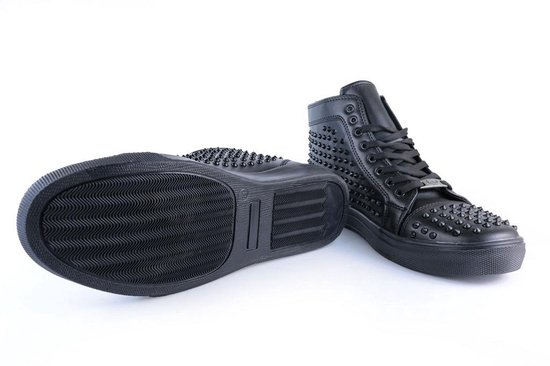 tiener Implicaties Tot Manzotti heren Sneakers zwart met studs | Maat 43 | bol.com