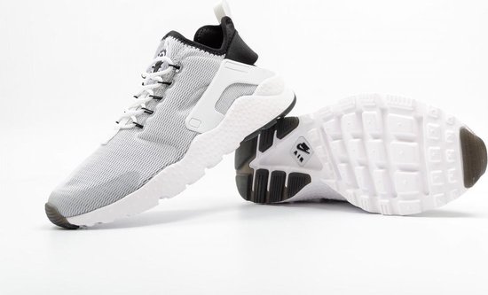 Nike Air Huarache Run Ultra - Sneakers - Dames - Maat 38.5 - Grijs | bol.com