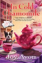 A Tea and a Read Mystery 3 - In Cold Chamomile