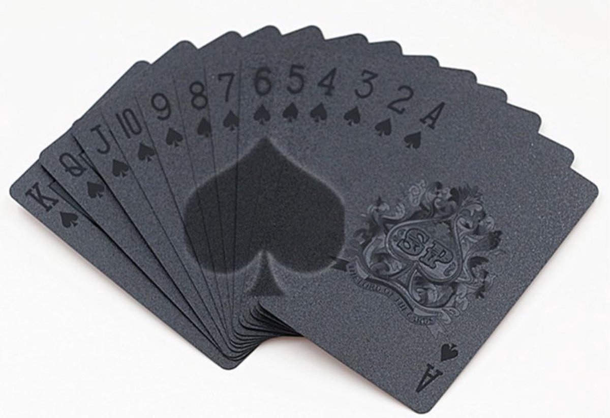 BIERDORF waterdichte plastic speelkaarten - Robuust cool kaartenset - Standaard index professionele pokerkaarten - Vintage casino thema kaartenspellen voor volwassenen - 2-pack in zwart diamantstijl