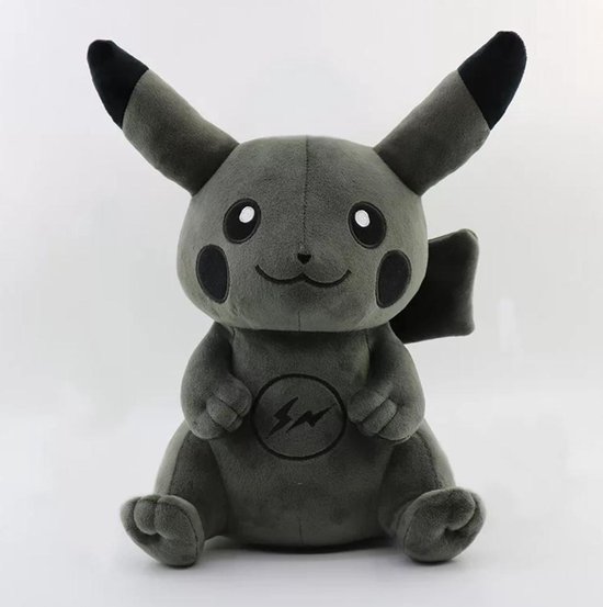 Pokémon Pikachu knuffel zwart 20 cm zittend | bol.com