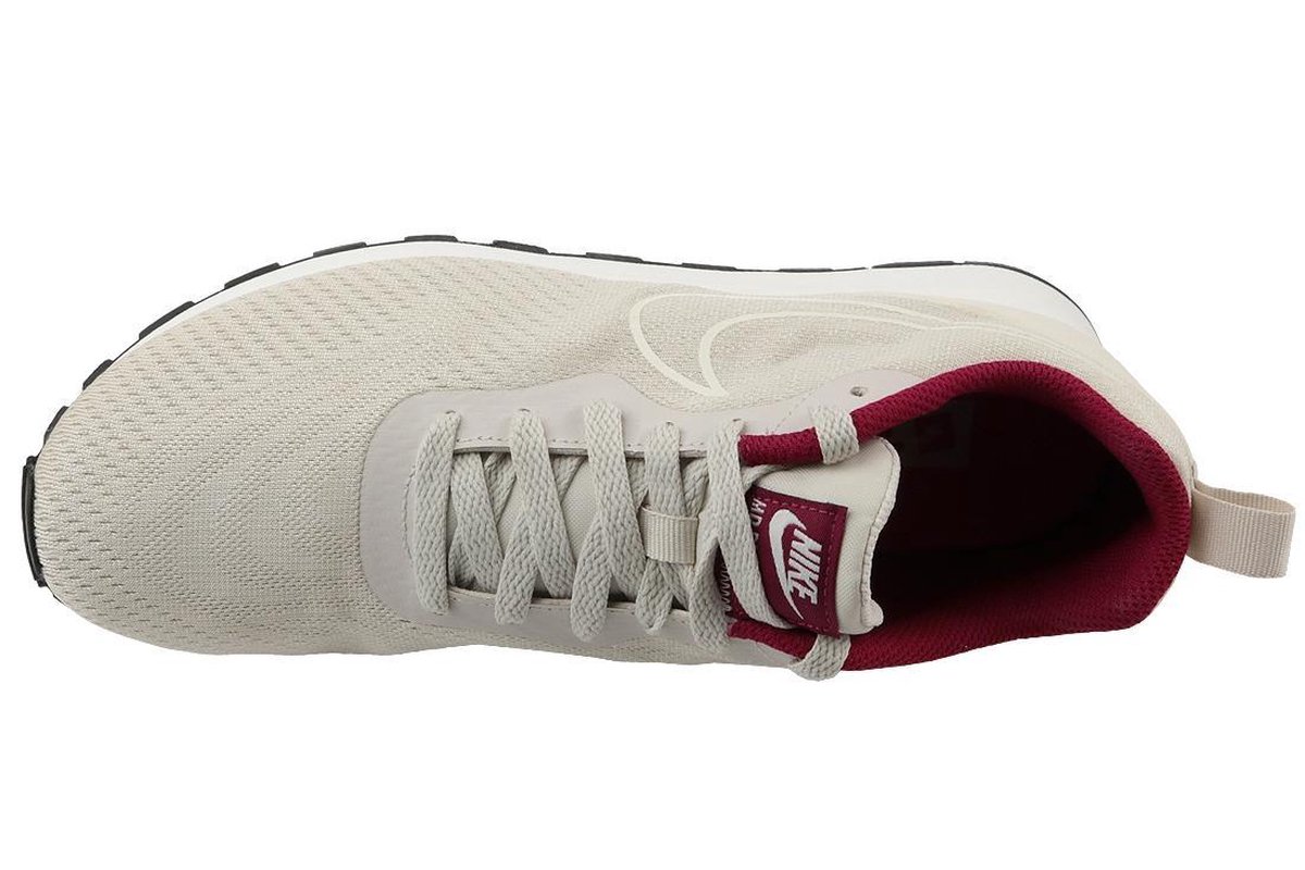 Nike md runner 2 eng mesh femme Clearance