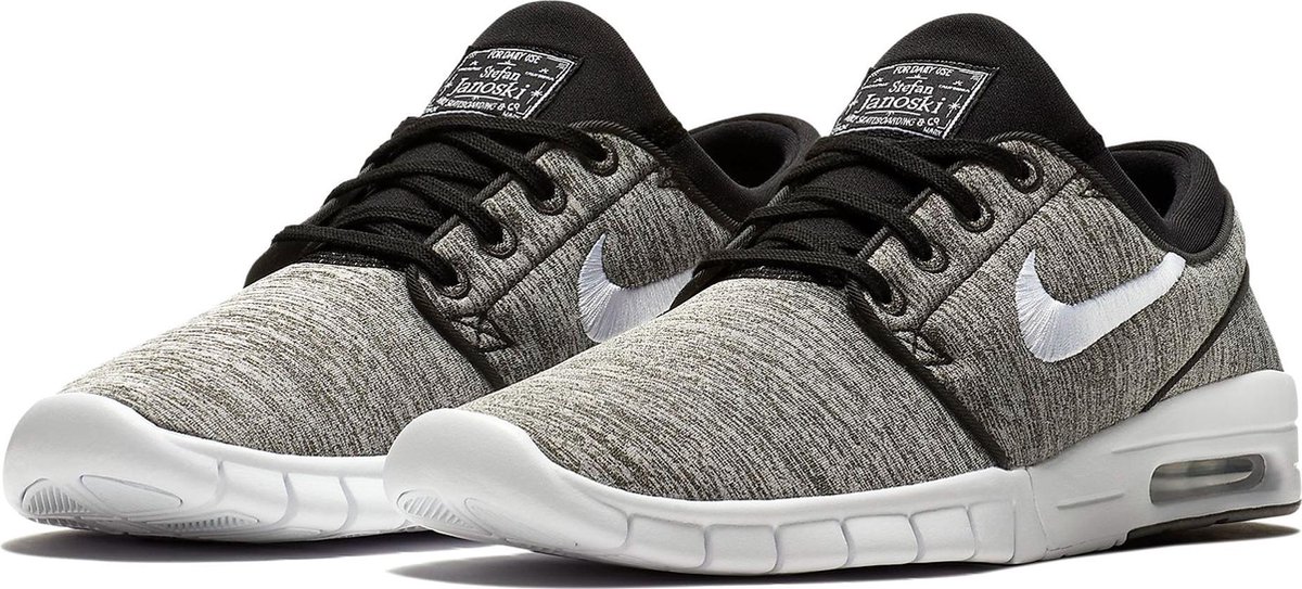 Nike Stefan Janoski Max Sneakers Heren Sneakers - Maat 45 - Mannen - grijs/zwart/wit  | bol