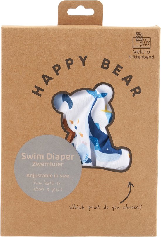 Verpakking van een Happy Bear zwemluier met een kijkvenster in de vorm van een beer, waarin een zwemluier met zee-dierenprint zichtbaar is. Tekst: 'Swim Diaper', 'Zwemluier', 'Adjustable in size', 'Velcro'.