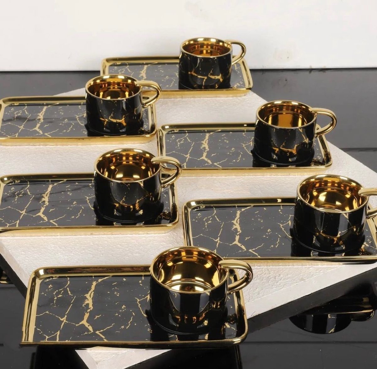 Karaca Perro Koffiekoffieset voor 6 personen, 80 ml, 12-delige porseleinen koffieset, kopjes en schotels