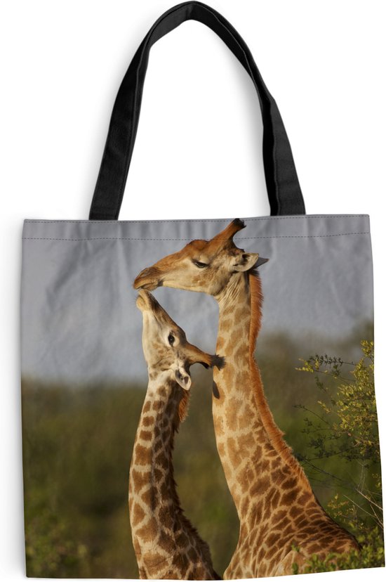 MuchoWow® Schoudertas - Strandtas - Big Shopper - Boodschappentas - Giraf - Boom - Kalf - Portret - 45x45 cm - Katoenen tas