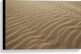 WallClassics - Canvas  - Lijnen Zand op het Strand  - 60x40 cm Foto op Canvas Schilderij (Wanddecoratie op Canvas)