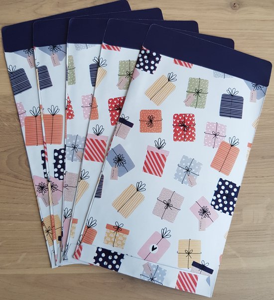 5 Cadeauzakjes Hearts | Medium – Stationery & Gift