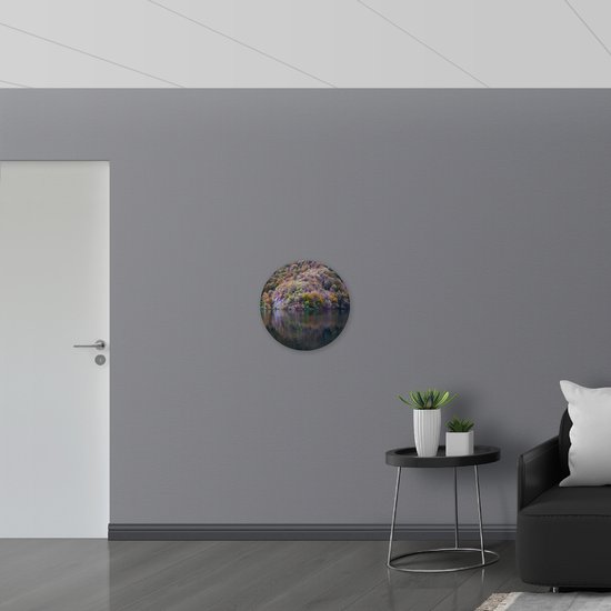 WallClassics - Muursticker Cirkel - Forêt Colorée au Water - 50x50 cm Photo sur Muursticker