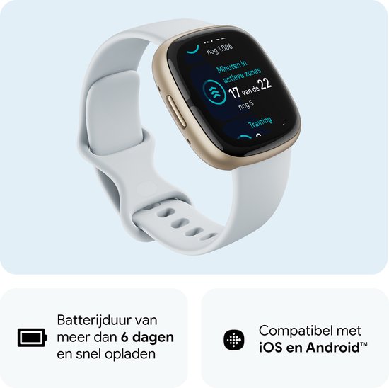 Goudkleurig Fitbit Sense 2 smartwatch met lichtblauw bandje, toont 'Minuten in actieve zones'. Batterijduur > 6 dagen.