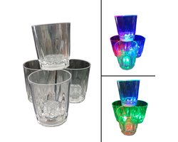 Shotglaasjes met verlichting - 4 Glazen met LEDlampjes - Shotglaasjes Plastic - Feest Versiering - Feestartikelen - Verjaardag versiering - Borrelglaasjes met verlichting - Cadeau - Drank - Borrels - Kerst
