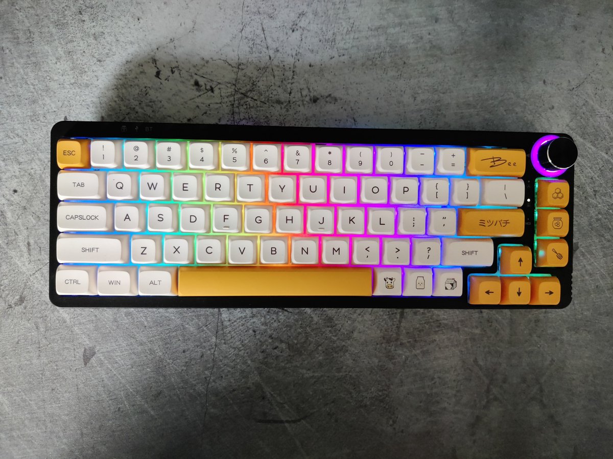 GamaKay LK67 LIMITED EDITION - Mechanisch Gaming Toetsenbord - RGB - Rode Switches