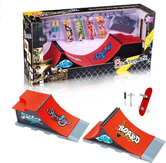 Simba Giftset Ramp met skateboard bol