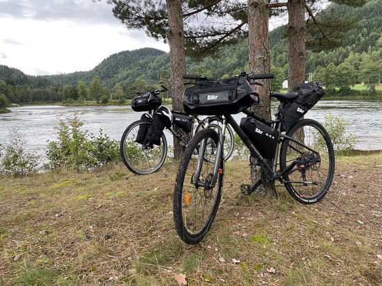 Bikr Frametas - 1,5 liter - Waterdichte fietstas 600D TPU - Bikepacking - Racefiets & Mountainbike - Reflecterend - Lichtgewicht - Grote capaciteit van Bikr — afbeelding 4
