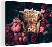 Canvas schilderij 160x120 cm - Wanddecoratie Koe - Schotse hooglander - Bloemen - botanisch - Muurdecoratie woonkamer - Slaapkamer decoratie - Kamer accessoires - Schilderijen