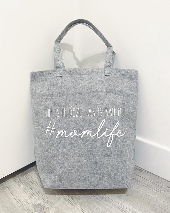 MINIWONDER tas - mamatas- licht grijs met witte letters - niets in deze tas is van mij #momlife