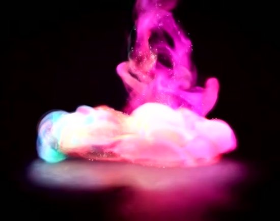 Tapis de pulvérisation d'eau Ariko fraise gonflable