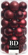 37x stuks kunststof kerstballen donkerrood 6 cm inclusief kerstbalhaakjes - Kerstversiering - onbreekbare kerstballen