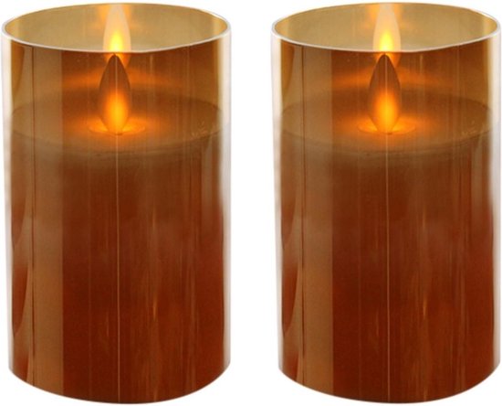 2x stuks luxe LED kaarsen/stompkaarsen in gouden glas 12,5 cm flakkerend - Kerst diner tafeldecoratie - Home deco kaarsen